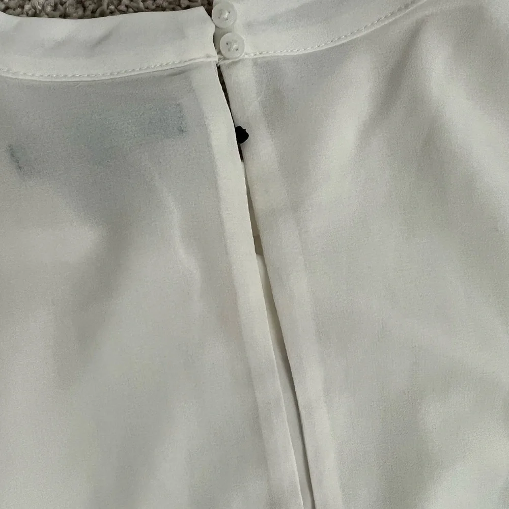 NWT Large white blouse - Picture 6 of 8